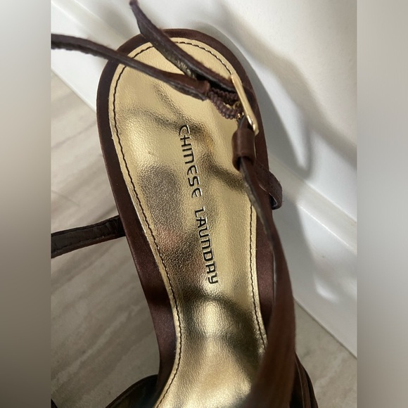 ❤️ 4 for‎ $25 ❤️Chinese laundry satin heels size 8 - Picture 2 of 6